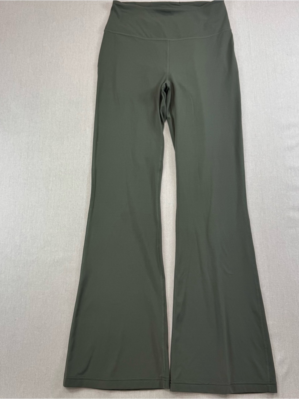 Lululemon Groove Super-High-Rise Flared Pant Nulu Dark Forest Sz 10 Long - Picture 2 of 11